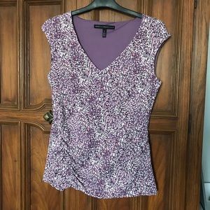 Sleeveless purple/white/black top